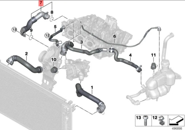 Manguera de la bomba de agua al motor