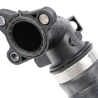 Manguera de la bomba de agua al motor