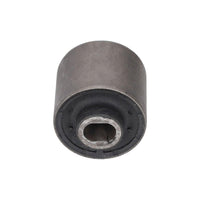 Buje de brazo inferior delantero bilateral