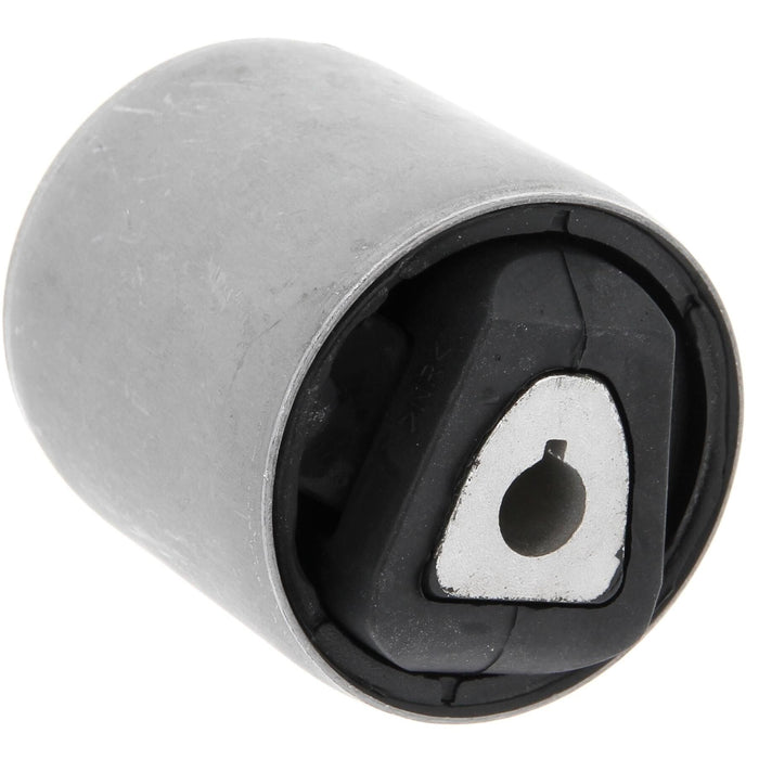 Buje de brazo inferior delantero bilateral