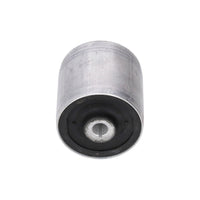 Buje de brazo inferior delantero bilateral