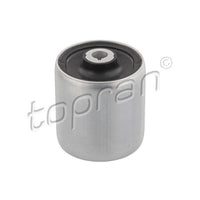 Buje de brazo inferior delantero bilateral