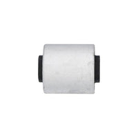 Buje de brazo inferior delantero bilateral